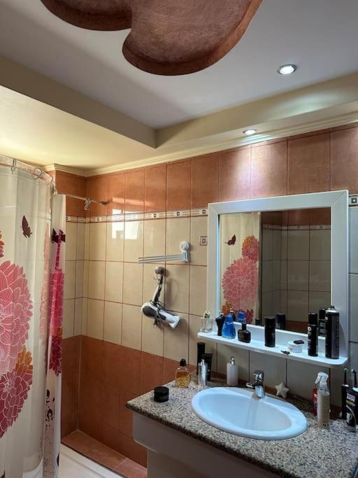 Lux House With Garden Villa Kampos  Ngoại thất bức ảnh